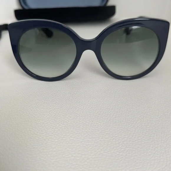 Gucci New Cat Eye Sunglasses GG 0325S Blue. Retail $435 Women’s Luxury. Eye … - Picture 2 of 8